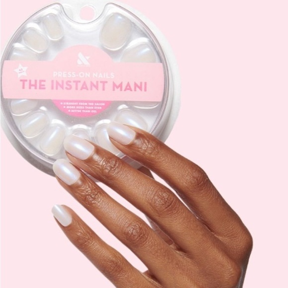 Olive & June Pink Goldfish Manicure Press-On Fake Nail Pearly White Oval Rainbow - Picture 5 of 10